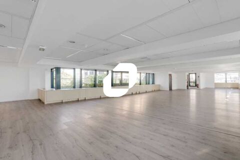 BUREAUX PROCHE DU METRO LOUISE MICHEL. - 534 m&sup2; divisibles &agrave; partir de 234 m&sup2; 15575 92300 Levallois perret