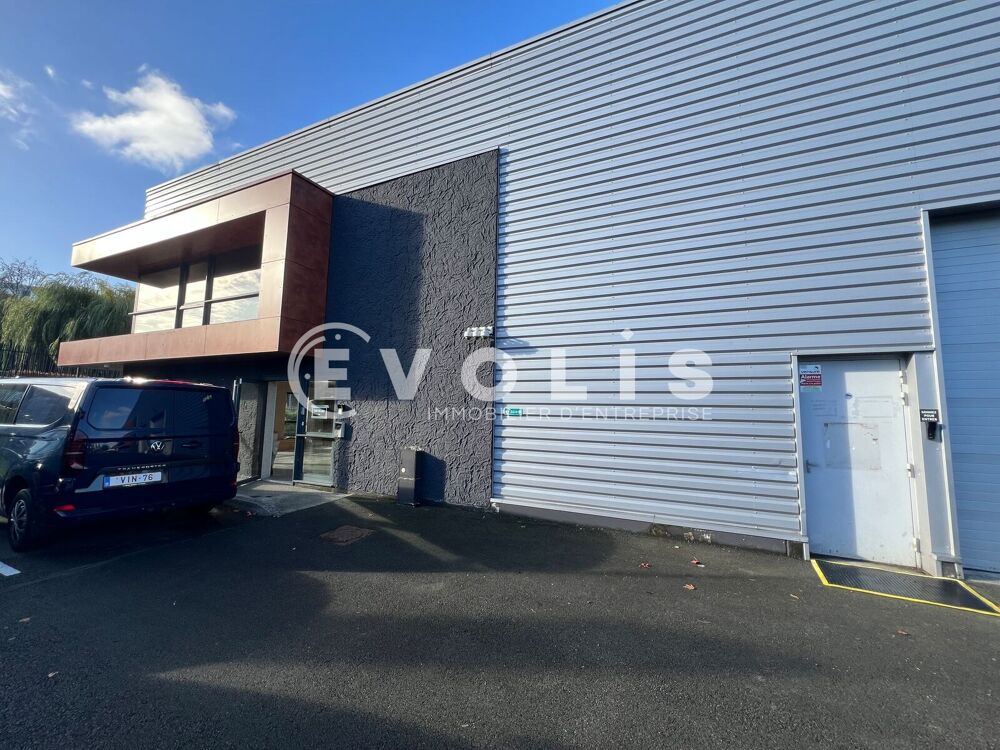   Locaux d'activité - A LOUER - 725 m² non divisibles 