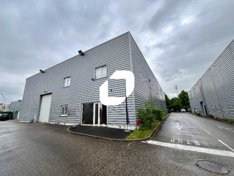 Locaux d'Activit&eacute;s - A VENDRE OU A LOUER - 470 m&sup2; non divisibles 750000 69400 Gleize