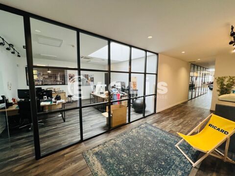 Locaux d'activit&eacute; - A LOUER - 2&nbsp;800 m&sup2; non divisibles 22167 77184 Emerainville