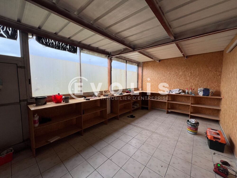   Locaux d'activité - A LOUER - 200 m² non divisibles Blanquefort