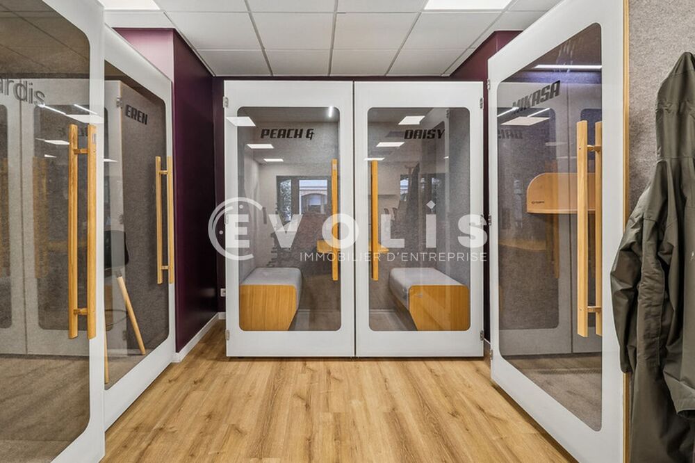   Bureaux - A LOUER - 231 m² non divisibles Paris 2
