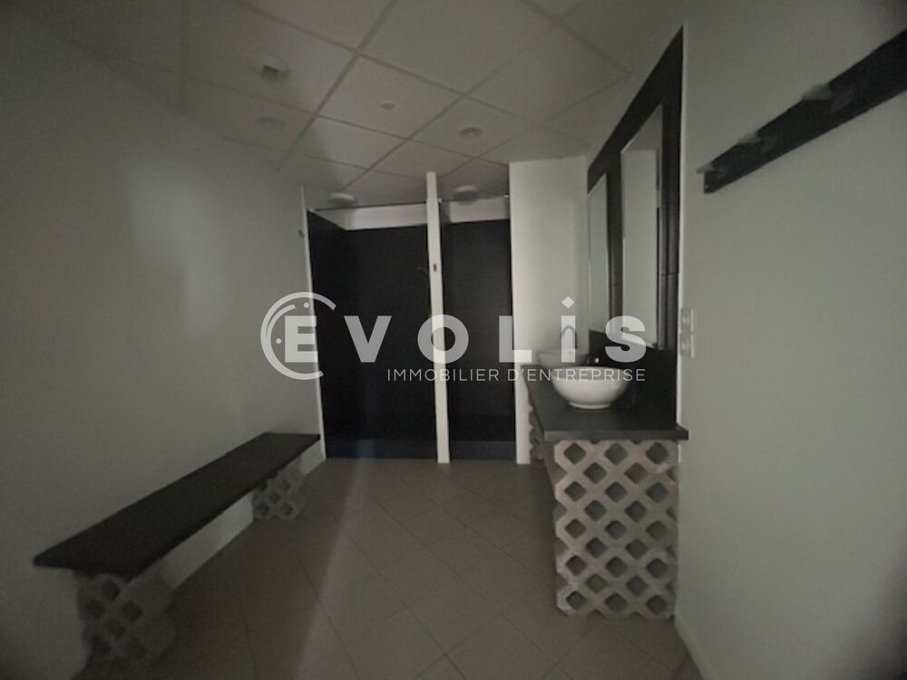   Bureaux - A LOUER - 470 m² divisibles à partir de 130 m² Montbonnot saint martin