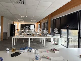   HAUTE BORNE - 721 m² non divisibles Villeneuve d'ascq