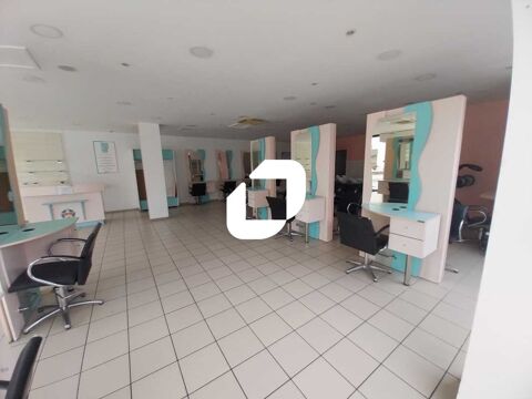 Locaux Commerciaux - A LOUER - 135 m&sup2; non divisibles 3805 33160 Saint medard en jalles