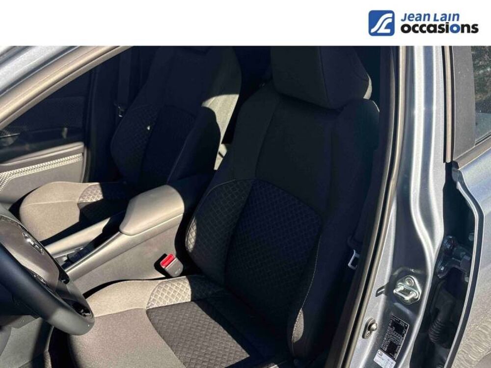 C-HR Hybride 1.8L Dynamic 2023 occasion 38920 Crolles