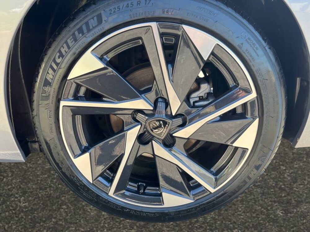 308 PureTech 130ch S&S EAT8 Allure Pack 2022 occasion 91230 Montgeron
