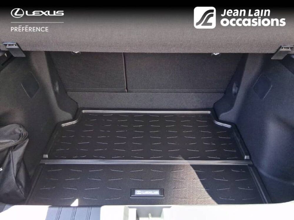 LBX 2WD Business Plus 2026 occasion 38130 &Eacute;chirolles
