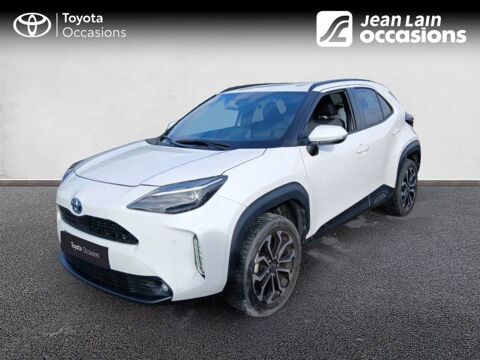 Toyota Yaris Cross Hybride 116h AWD-i Design 2023 occasion Chatuzange-le-Goubet 26300