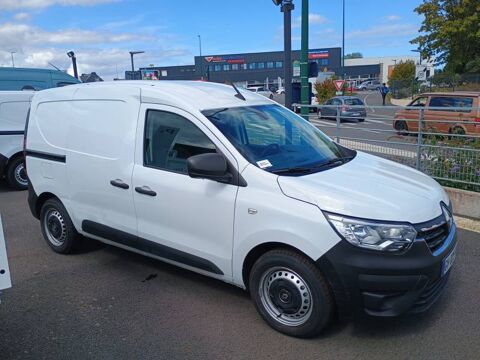 Express EXPRESS VAN BLUE DCI 95 - 22 CONFORT 2024 occasion 22000 Saint-Brieuc