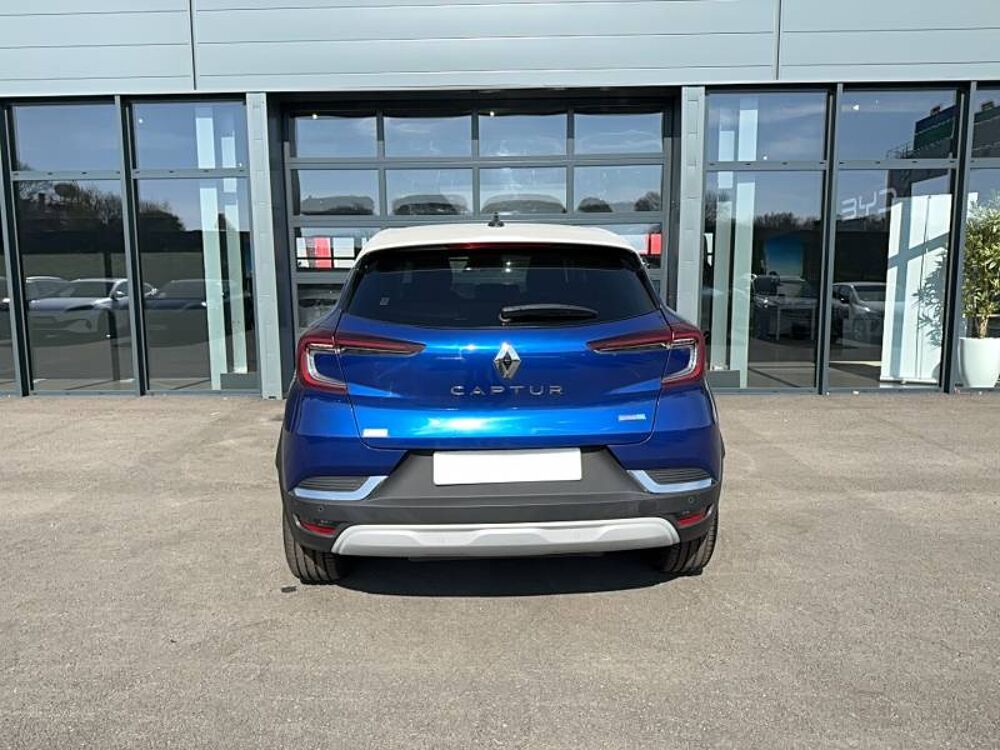 Captur E-Tech Plug-in 160 - 21 Intens 2021 occasion 49070 Beaucouz&eacute;