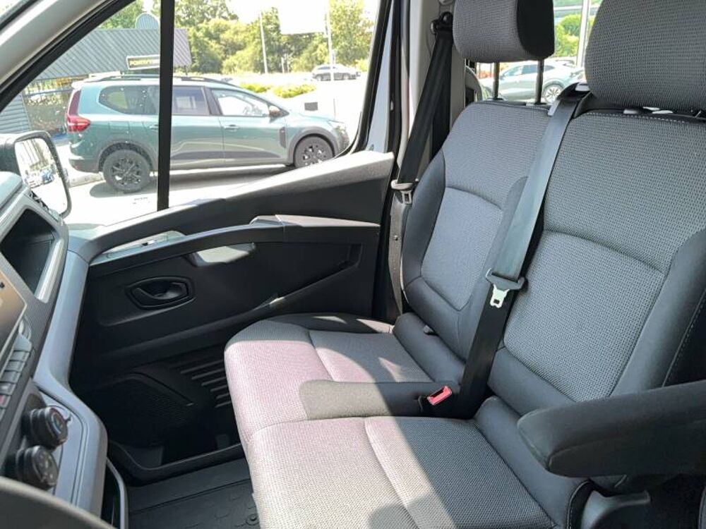 Trafic TRAFIC CA BLUE DCI 170 L2H1 3T AUTO ADVANCE 2026 occasion 56300 Pontivy