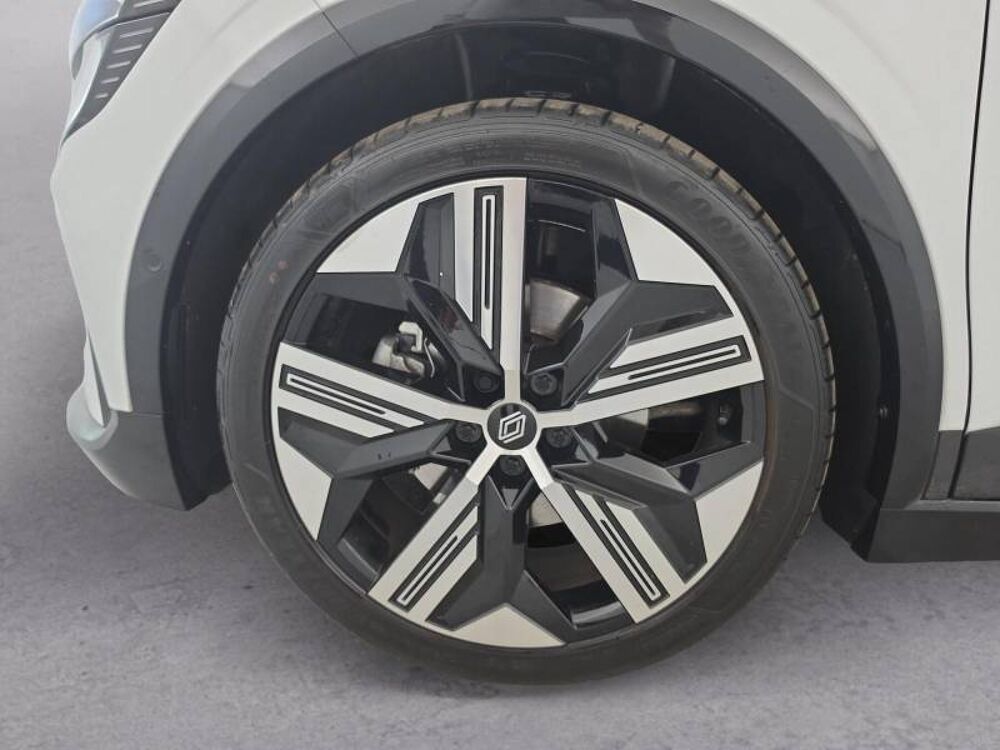 M&eacute;gane Megane E-Tech EV60 220 ch optimum charge Iconic 2023 occasion 29900 Concarneau