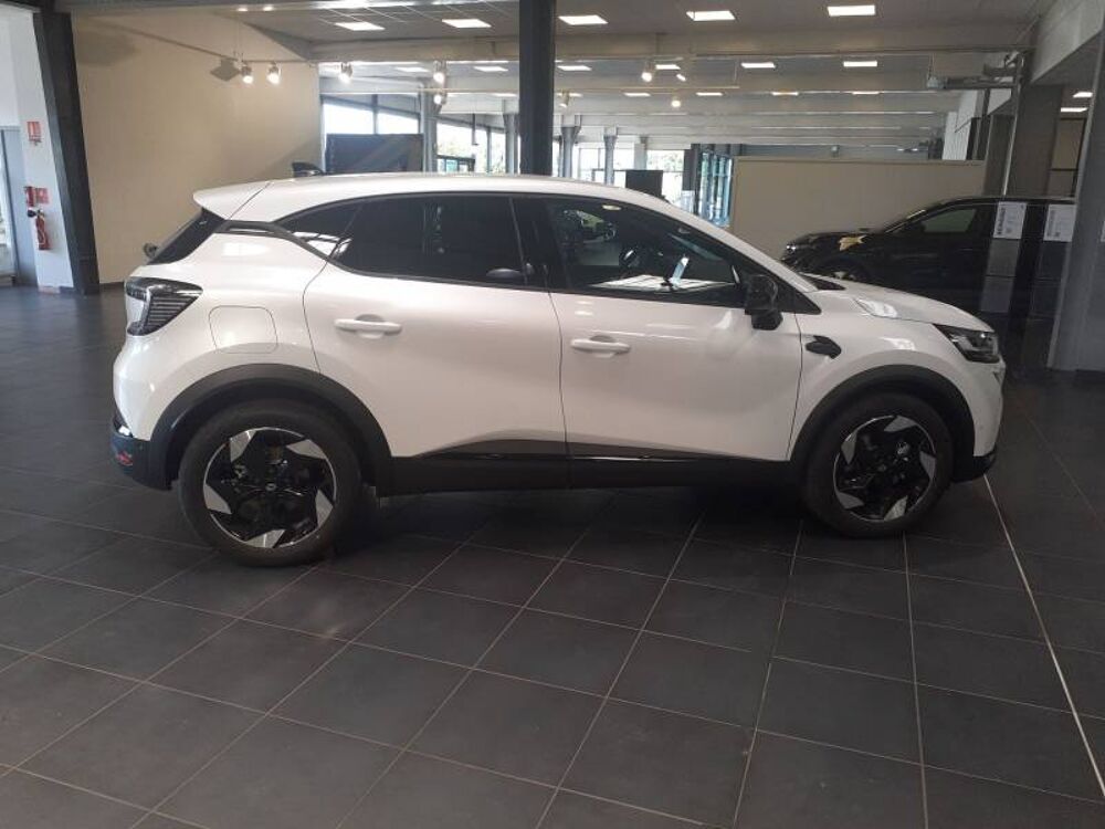 Captur E-Tech full hybrid 160 ch Techno 2026 occasion 29000 Quimper
