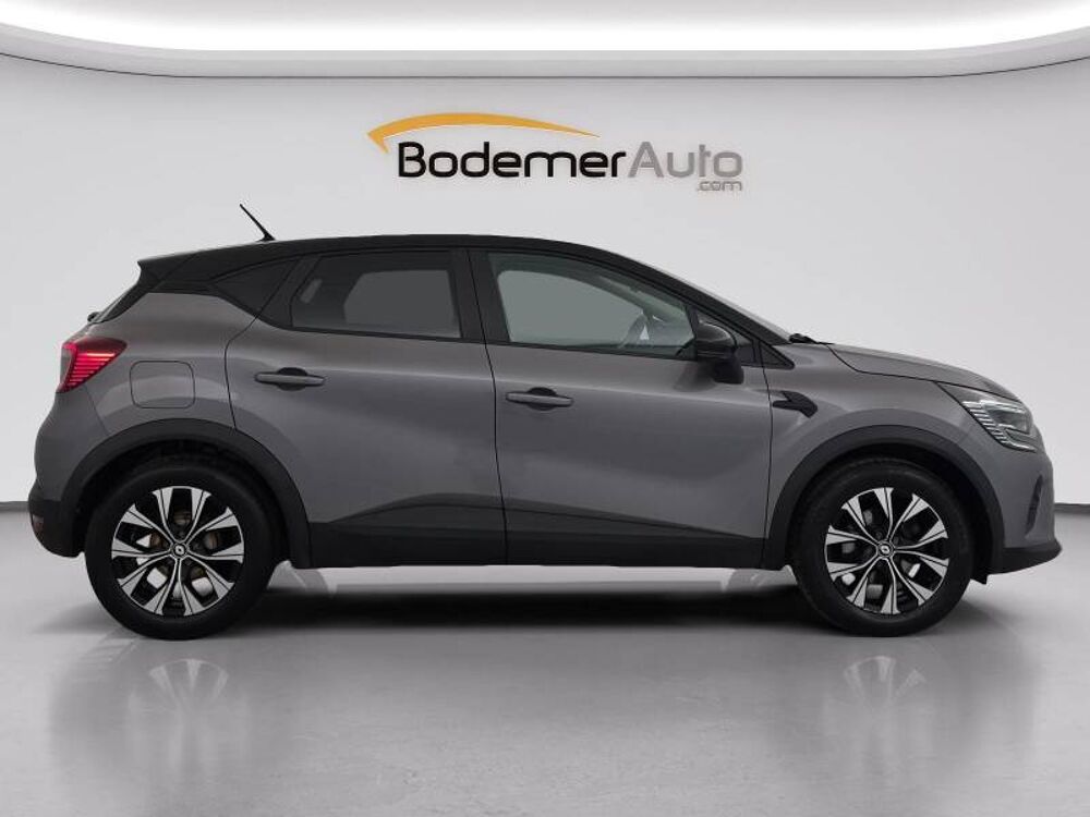 Captur E-Tech full hybrid 145 Evolution 2023 occasion 29000 Quimper