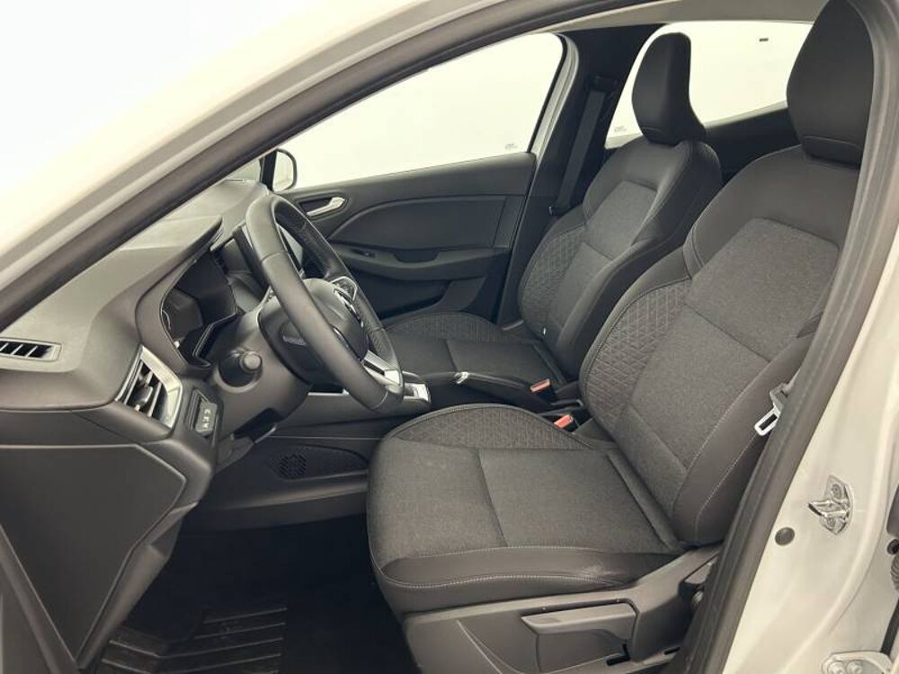 Clio E-Tech 140 - 21N Business 2022 occasion 56800 Plo&euml;rmel