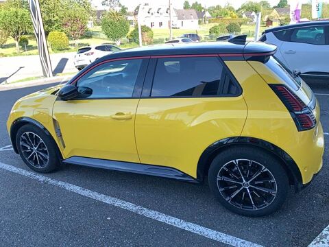 R5 Renault 5 E-Tech Electrique 150 ch autonomie confort Iconic 2025 occasion 29900 Concarneau