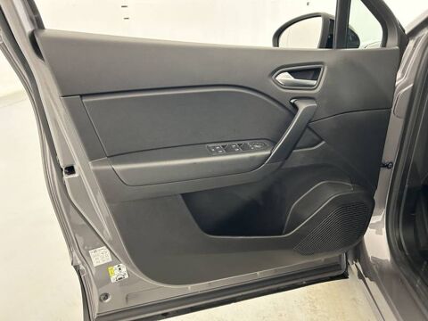 Captur E-Tech Plug-in 160 - 21 Business 2022 occasion 14200 H&eacute;rouville-Saint-Clair