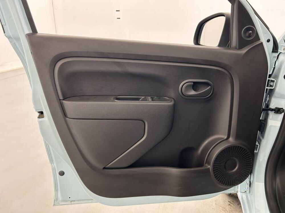Twingo III E-Tech Authentic 2023 occasion 14200 H&eacute;rouville-Saint-Clair