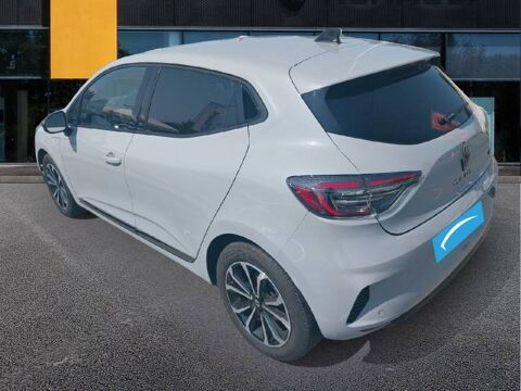 Clio E-Tech full hybrid 145 Techno 2023 occasion 14200 H&eacute;rouville-Saint-Clair