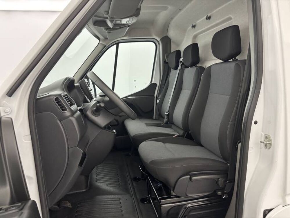 Master MASTER FGN TRAC F3500 L2H2 BLUE DCI 135 CONFORT 2024 occasion 50100 Cherbourg-en-Cotentin