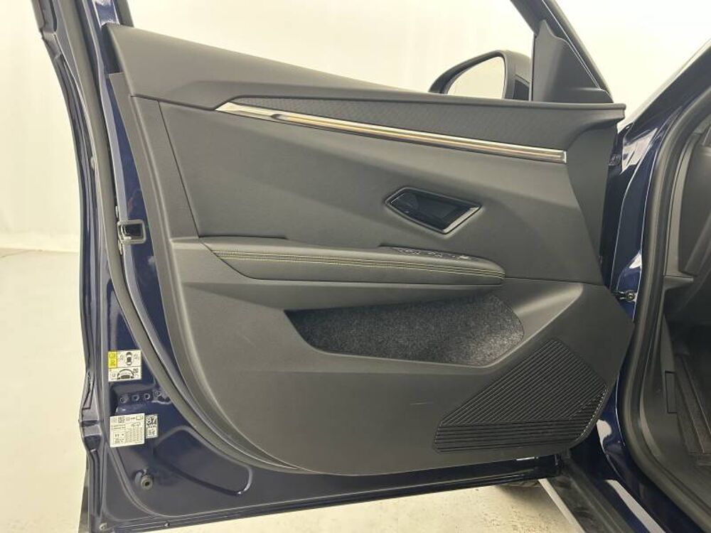 Sc&eacute;nic Scenic E-Tech &eacute;lectrique 220 ch grande autonomie Techno 2025 occasion 29200 Brest