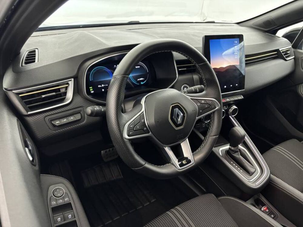 Clio E-Tech full hybrid 145 Engineered 2023 occasion 29900 Concarneau