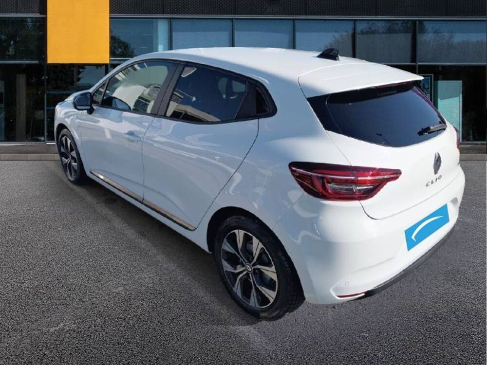 Clio E-Tech hybride 145 Evolution 2023 occasion 14200 H&eacute;rouville-Saint-Clair