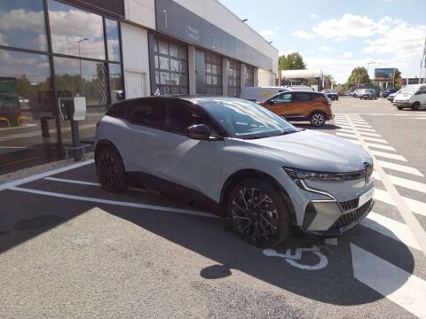 M&eacute;gane Megane E-Tech 220 ch autonomie confort esprit Alpine 2026 occasion 61200 Argentan
