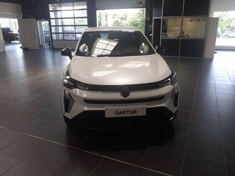Captur E-Tech full hybrid 160 ch Techno 2026 occasion 29000 Quimper