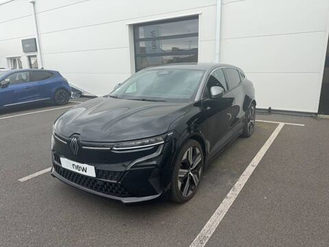 Renault M&eacute;gane Megane E-Tech EV60 220 ch super charge Iconic 2023 occasion Saint-Brieuc 22000