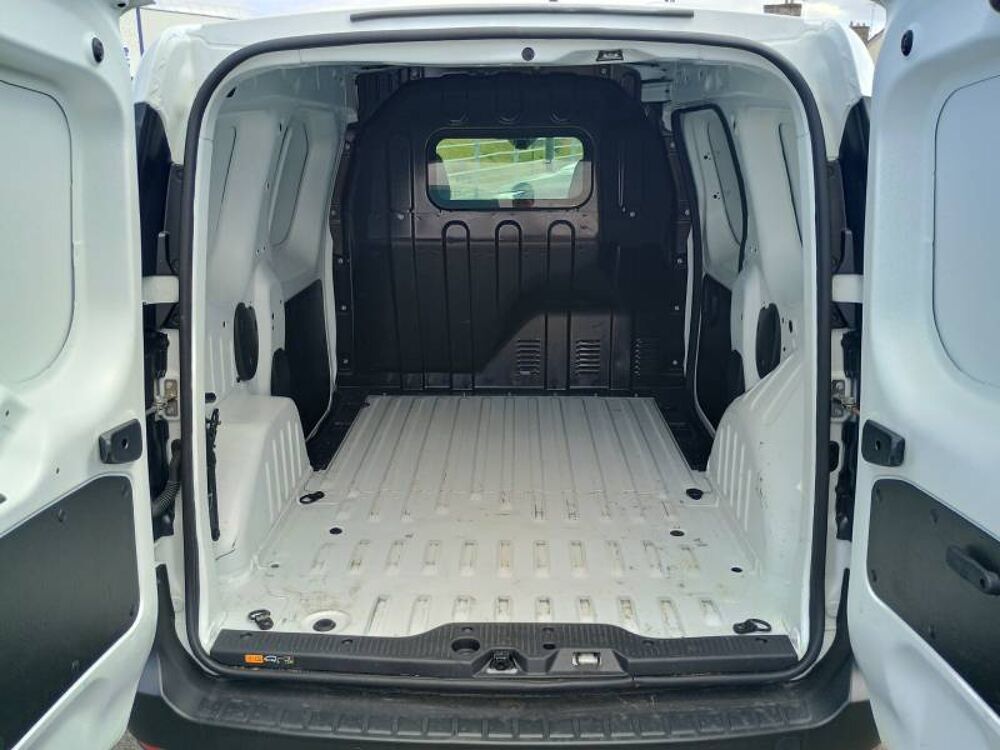 Express EXPRESS VAN BLUE DCI 95 - 22 CONFORT 2024 occasion 22000 Saint-Brieuc