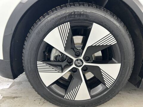M&eacute;gane Megane E-Tech EV40 130ch standard charge Equilibre 2023 occasion 56800 Plo&euml;rmel