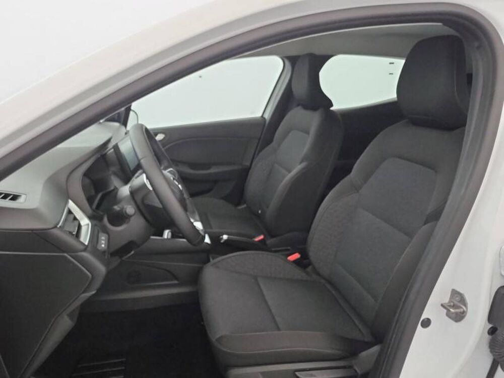 Clio E-Tech full hybrid 145 Equilibre 2023 occasion 29900 Concarneau