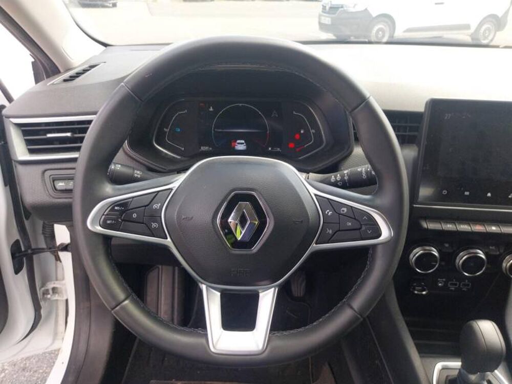 Clio E-Tech 140 - 21N Business 2022 occasion 29000 Quimper