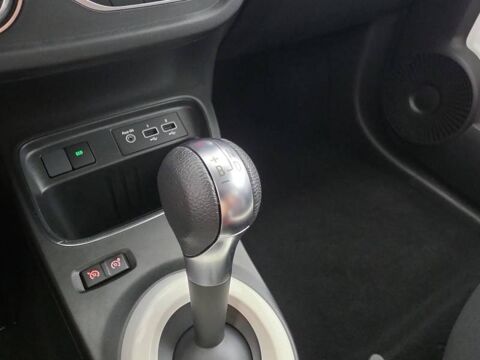 Twingo III E-Tech Techno 2023 occasion 56400 Auray