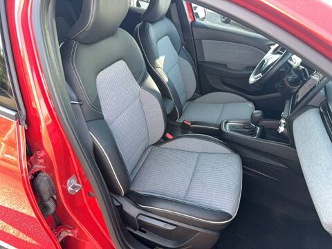 Clio E-Tech full hybrid 145 Techno 2023 occasion 56800 Plo&euml;rmel