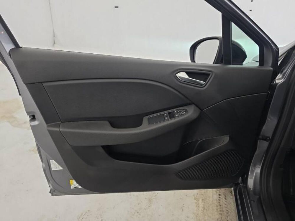 Clio TCe 90 Equilibre 2023 occasion 29200 Brest