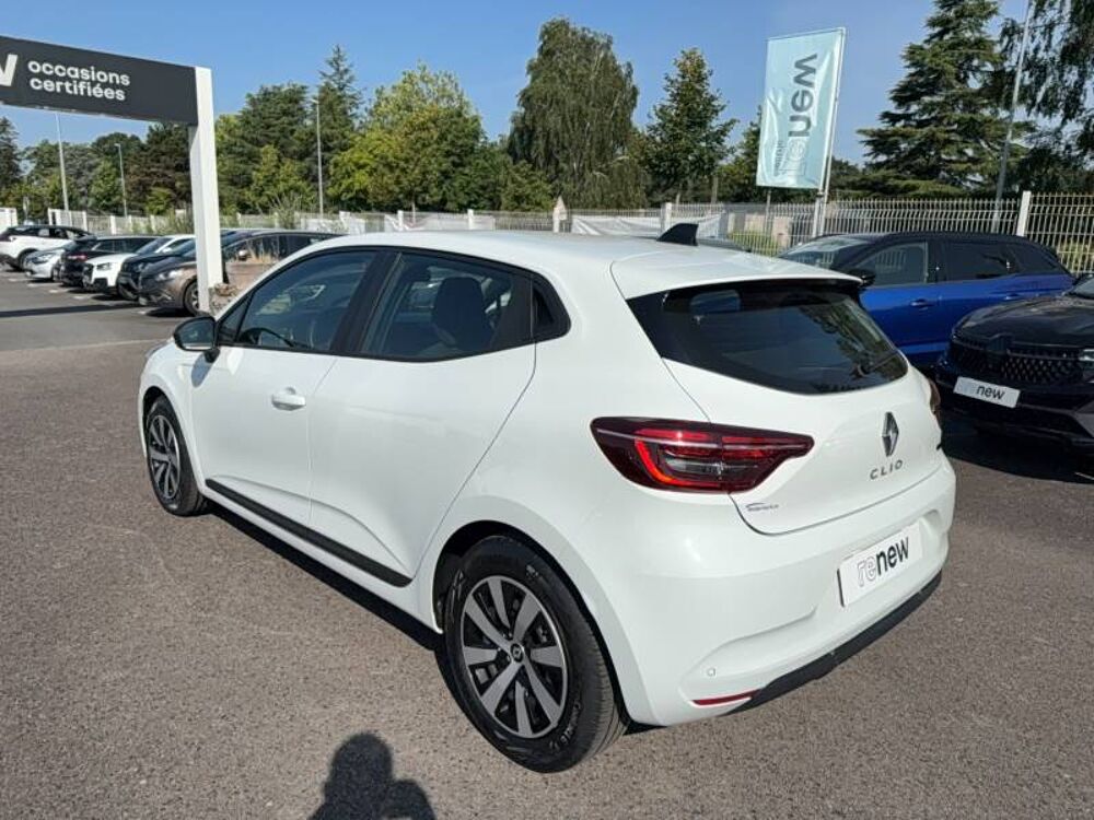 Clio E-Tech full hybrid 145 Equilibre 2023 occasion 56800 Plo&euml;rmel