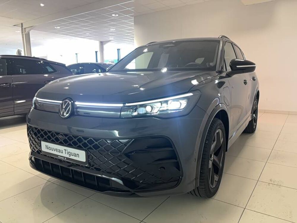 Tiguan 1.5 eHybrid 204ch DSG6 R-Line Edition 2025 occasion 25000 Besançon