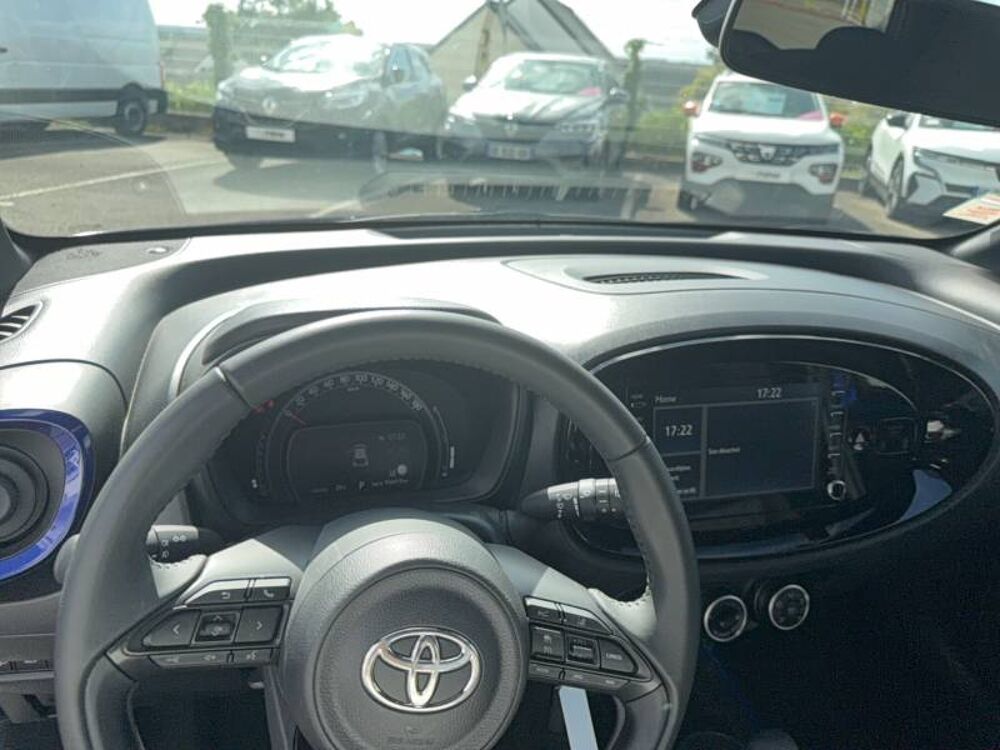 Aygo X 1.0 VVT-i 72 S-CVT Design 2022 occasion 29270 Carhaix-Plouguer