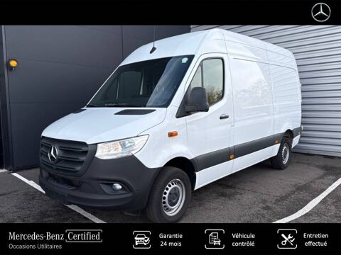 Mercedes Sprinter SPRINTER FGN 317 CDI 37 3.5T RWD FIRST 2023 occasion PERRIGNY 89000