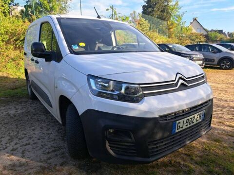 Berlingo BERLINGO VAN M 650 BLUEHDI 100 S&S BVM6 DRIVER 2022 occasion 38300 Bourgoin-Jallieu