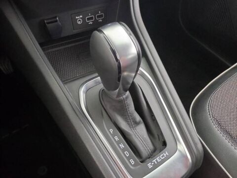 Captur E-Tech Plug-in 160 - 21 Intens 2022 occasion 22200 Guingamp