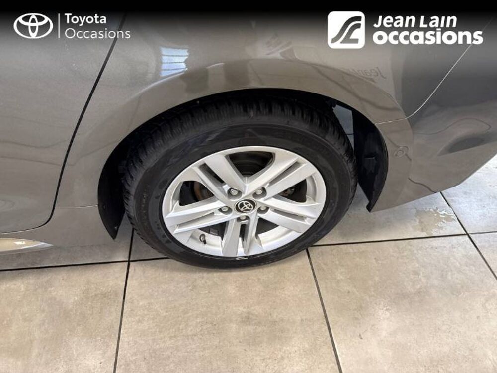 Corolla Touring Sports Pro Hybride 184h Dynamic Business 2021 occasion 38170 Seyssinet-Pariset