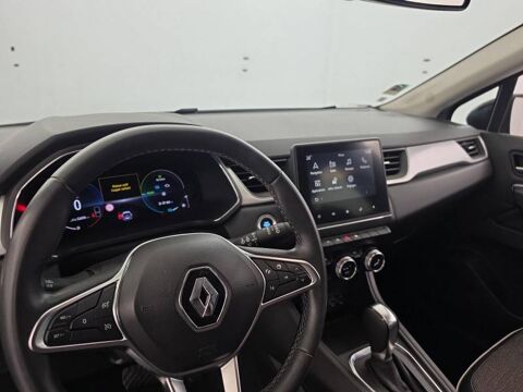 Captur E-Tech Plug-in 160 - 21 Intens 2022 occasion 22200 Guingamp