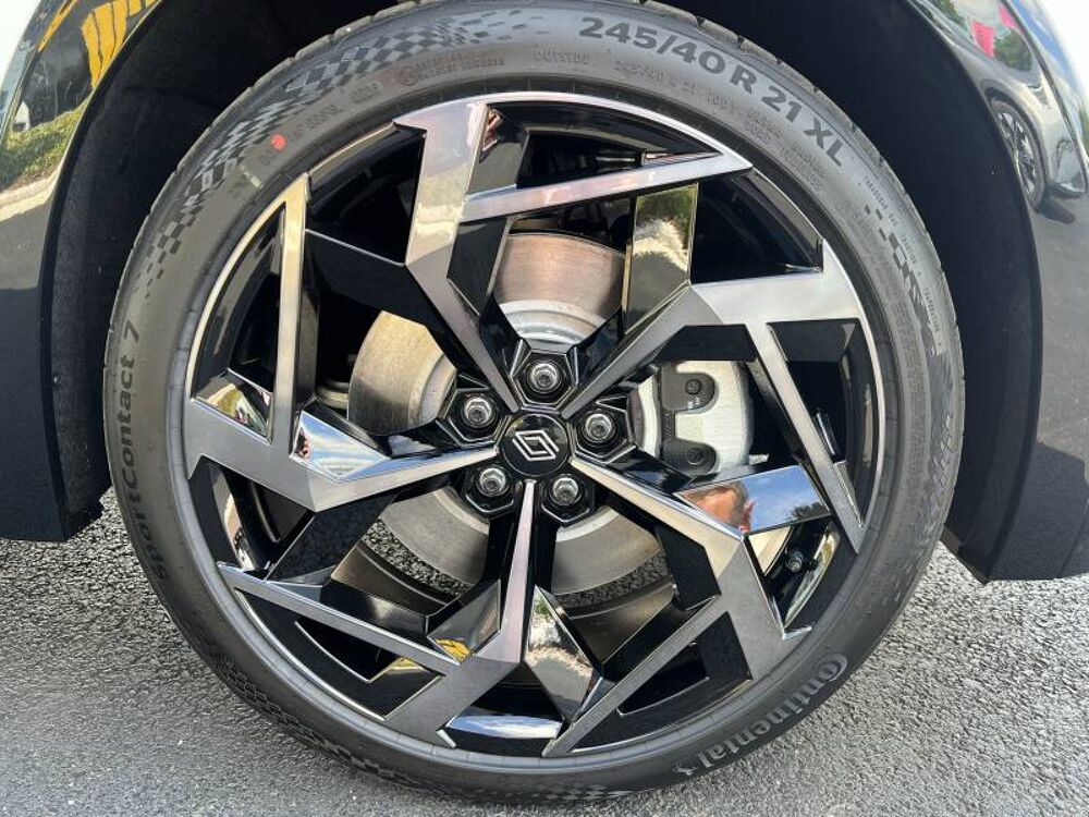 Rafale hyper hybrid E-Tech 300 ch 4x4 atelier Alpine 2026 occasion 50000 Saint-L&ocirc;