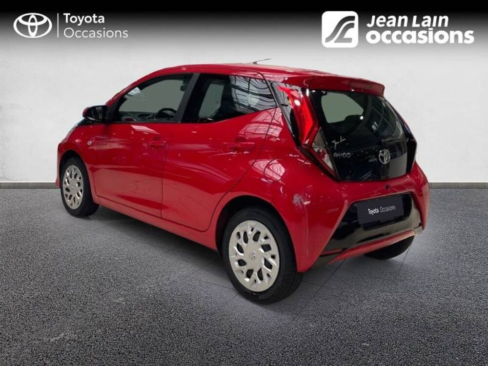 Aygo 1.0 VVT-i x-shift x-play 2019 occasion 74200 Margencel