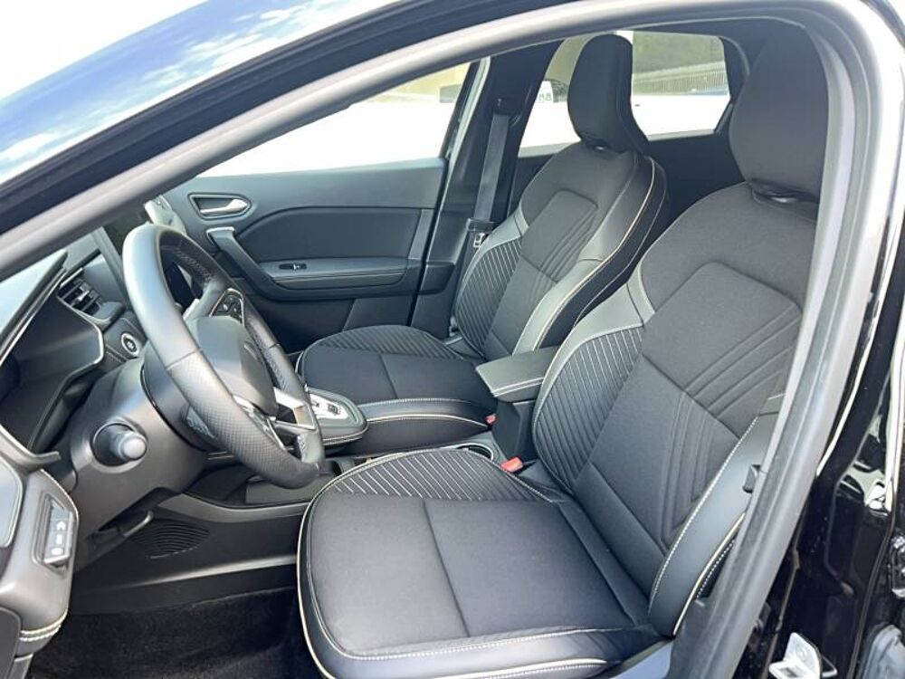 Symbioz E-Tech full hybrid 145 Iconic 2025 occasion 22200 Guingamp