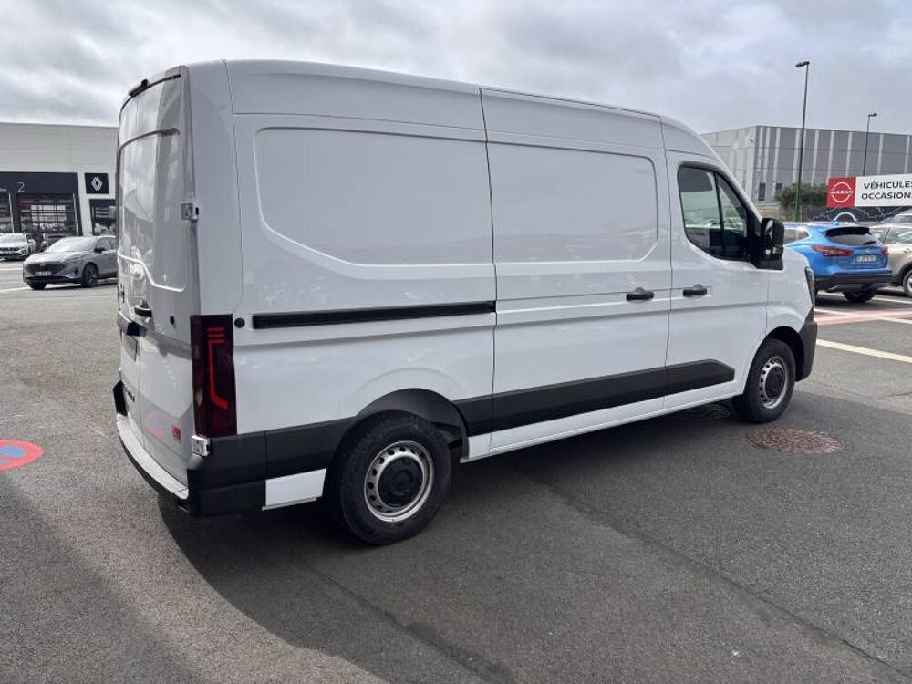 Interstar INTERSTAR FOURGON 3T3 L2H2 2.0 DCI 130 N-CONNECTA 2026 occasion 22000 Saint-Brieuc